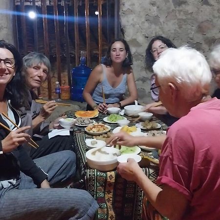 Trieu Hoan Homestay カオバン エクステリア 写真