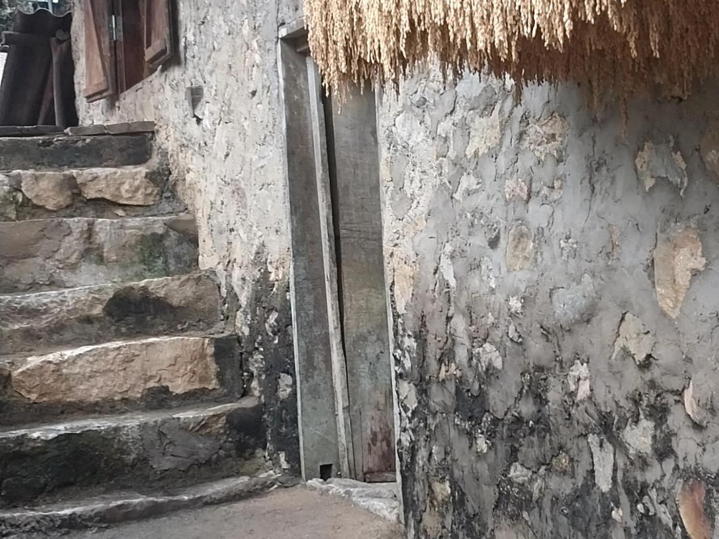 Trieu Hoan Homestay カオバン エクステリア 写真