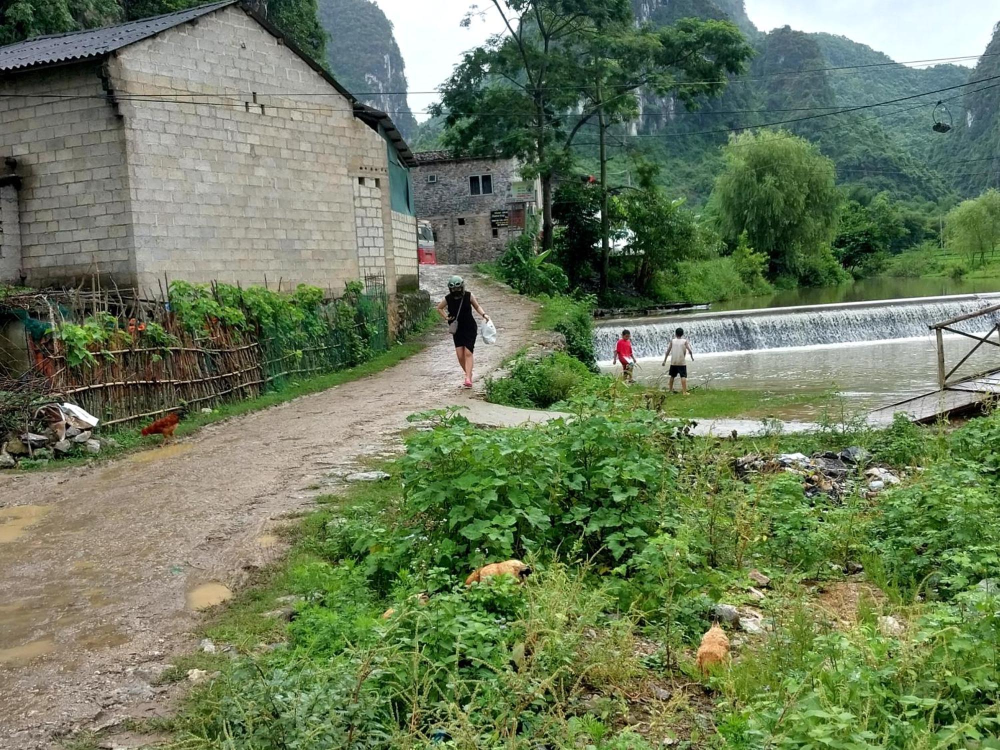 Trieu Hoan Homestay カオバン エクステリア 写真
