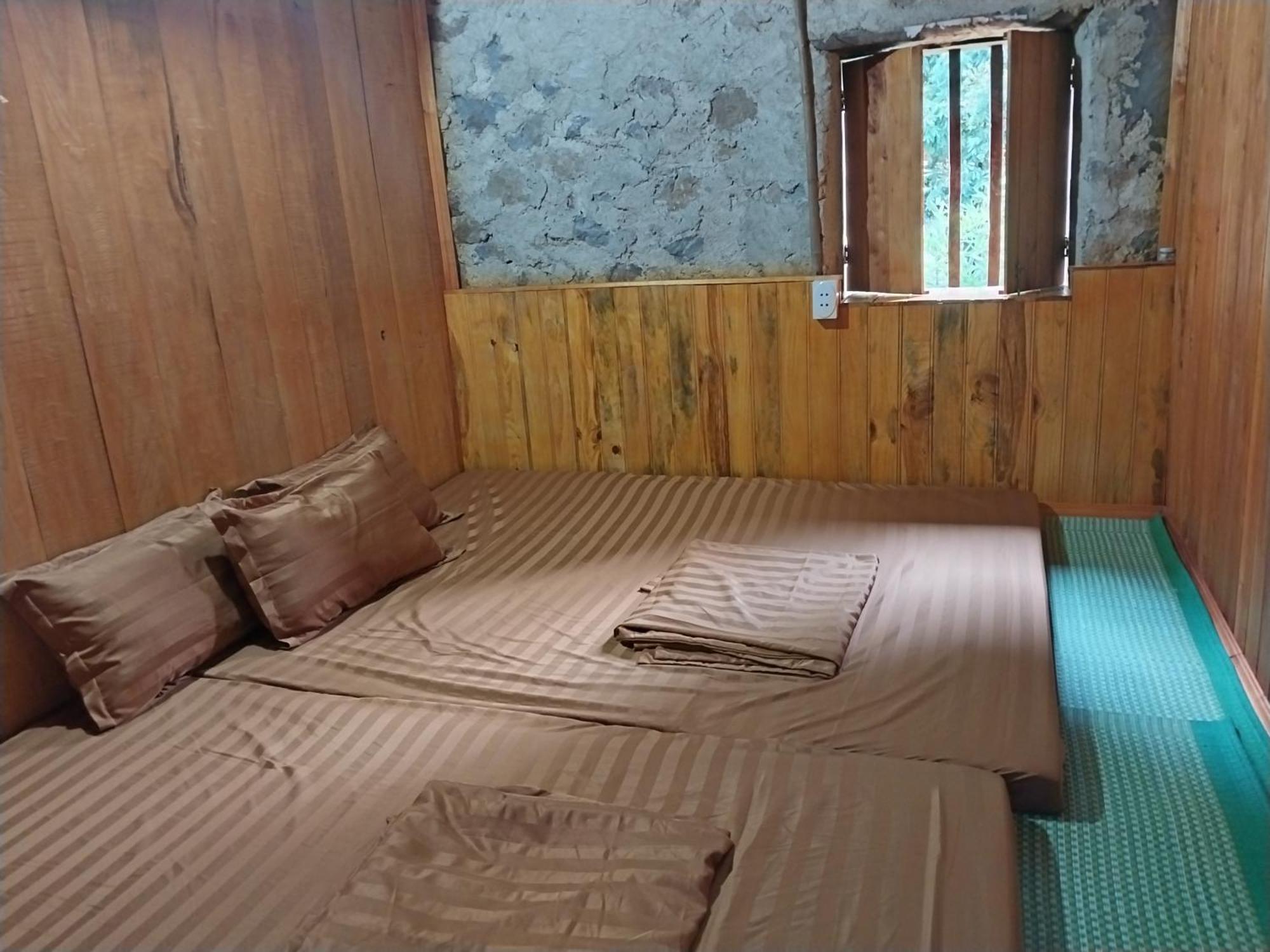 Trieu Hoan Homestay カオバン エクステリア 写真